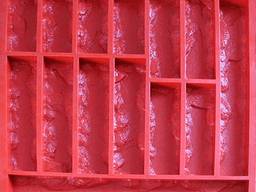 We offer (TPU) thermo-polyurethane molds not only for decora