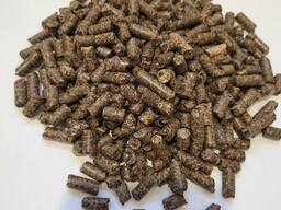 Palivové pelety z pohankových slupek